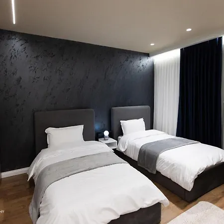 2two Guest house Korce