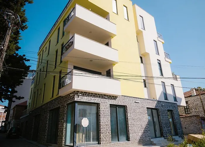 2two Hotel apartamentowy *